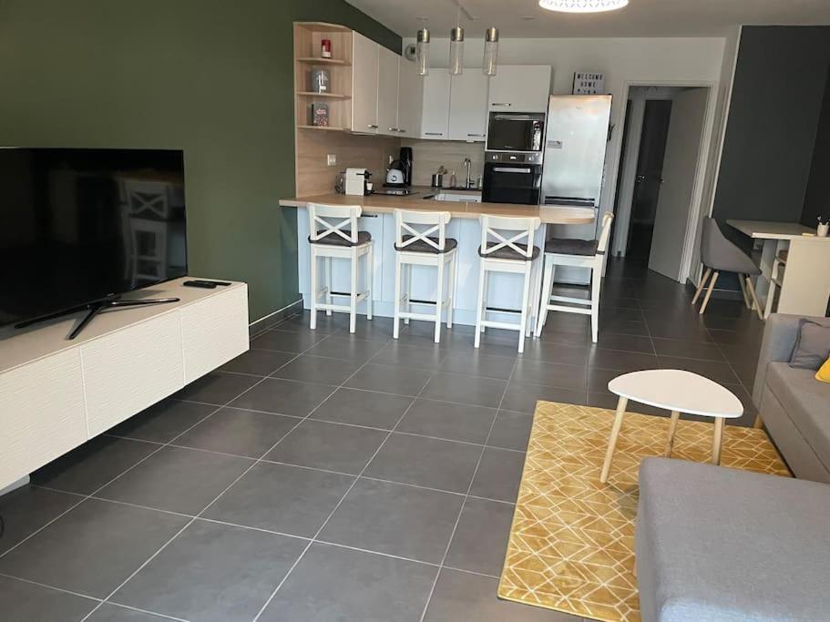 Apartment Between City Center And Beachs Montpellier Exterior foto